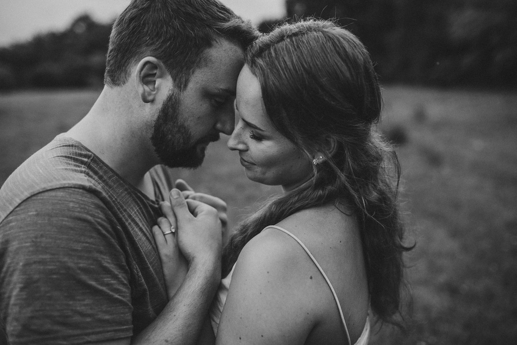 paare-couple-liebe-fotoshooting-ansbach-neuendettelsau-schwabach-22/